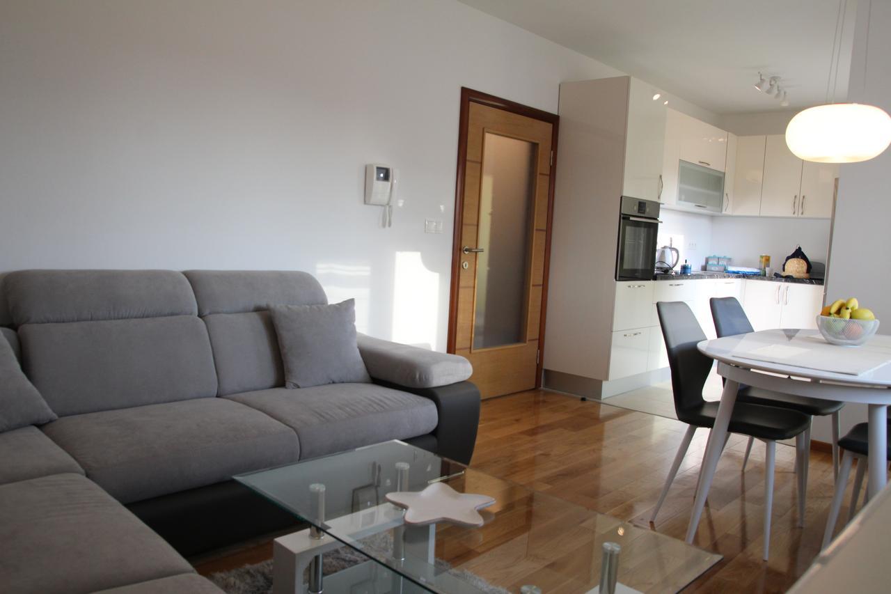 Apartment Mario Подстрана Экстерьер фото