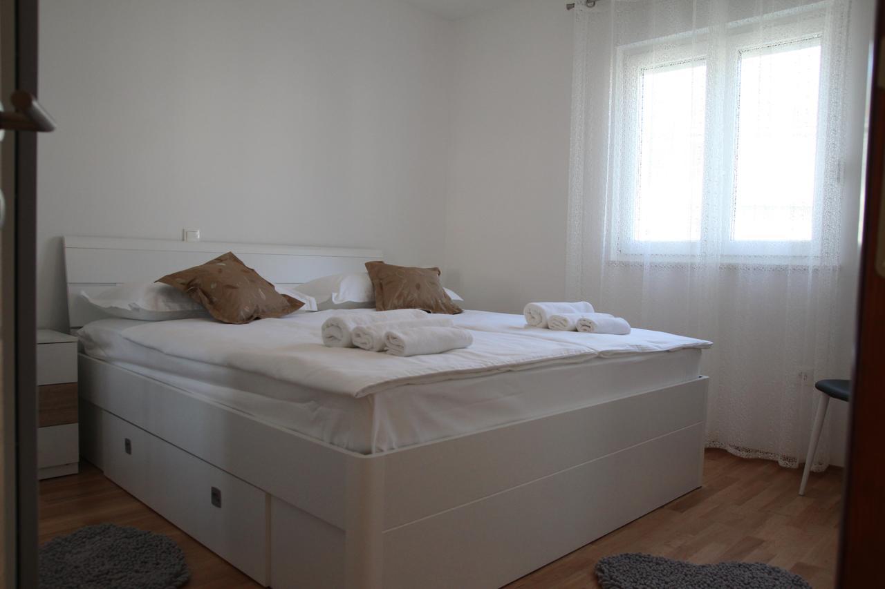 Apartment Mario Подстрана Экстерьер фото